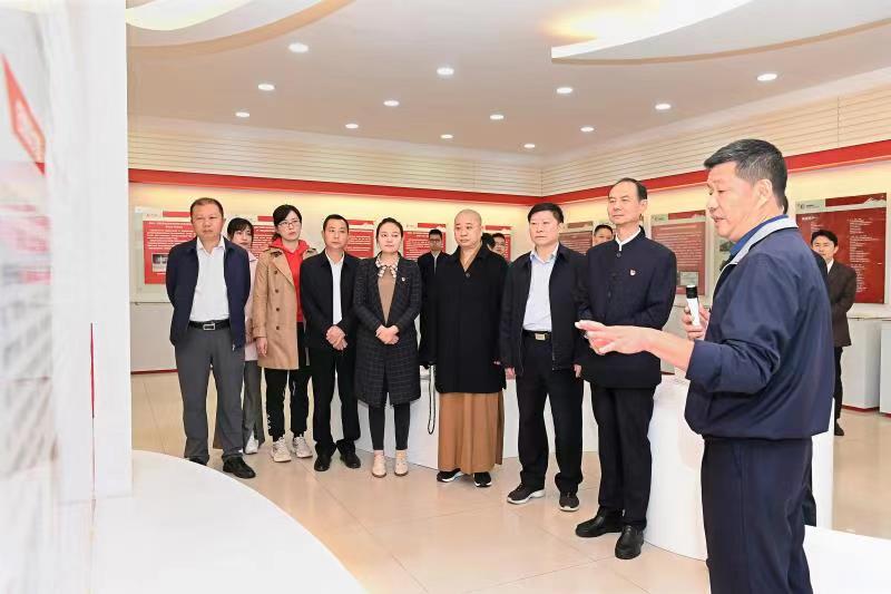 福建省人大常委會黨組書記、副主任雷春美和全國人大代表到順昌虹潤等地調(diào)研